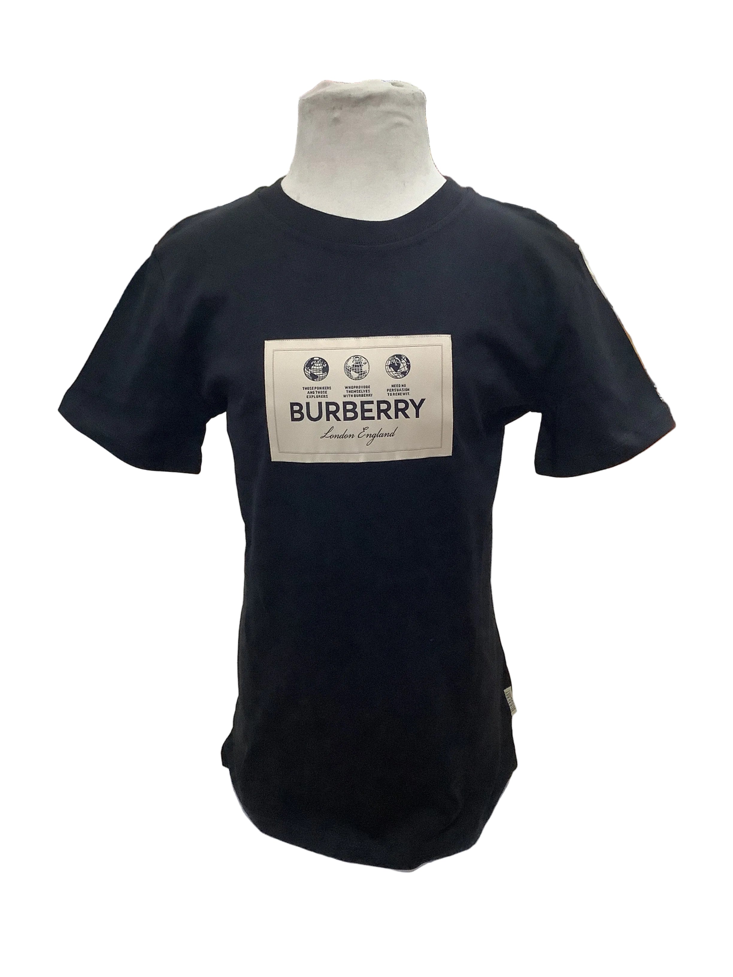 Burberry Basic T-Shirt.(4672-10)