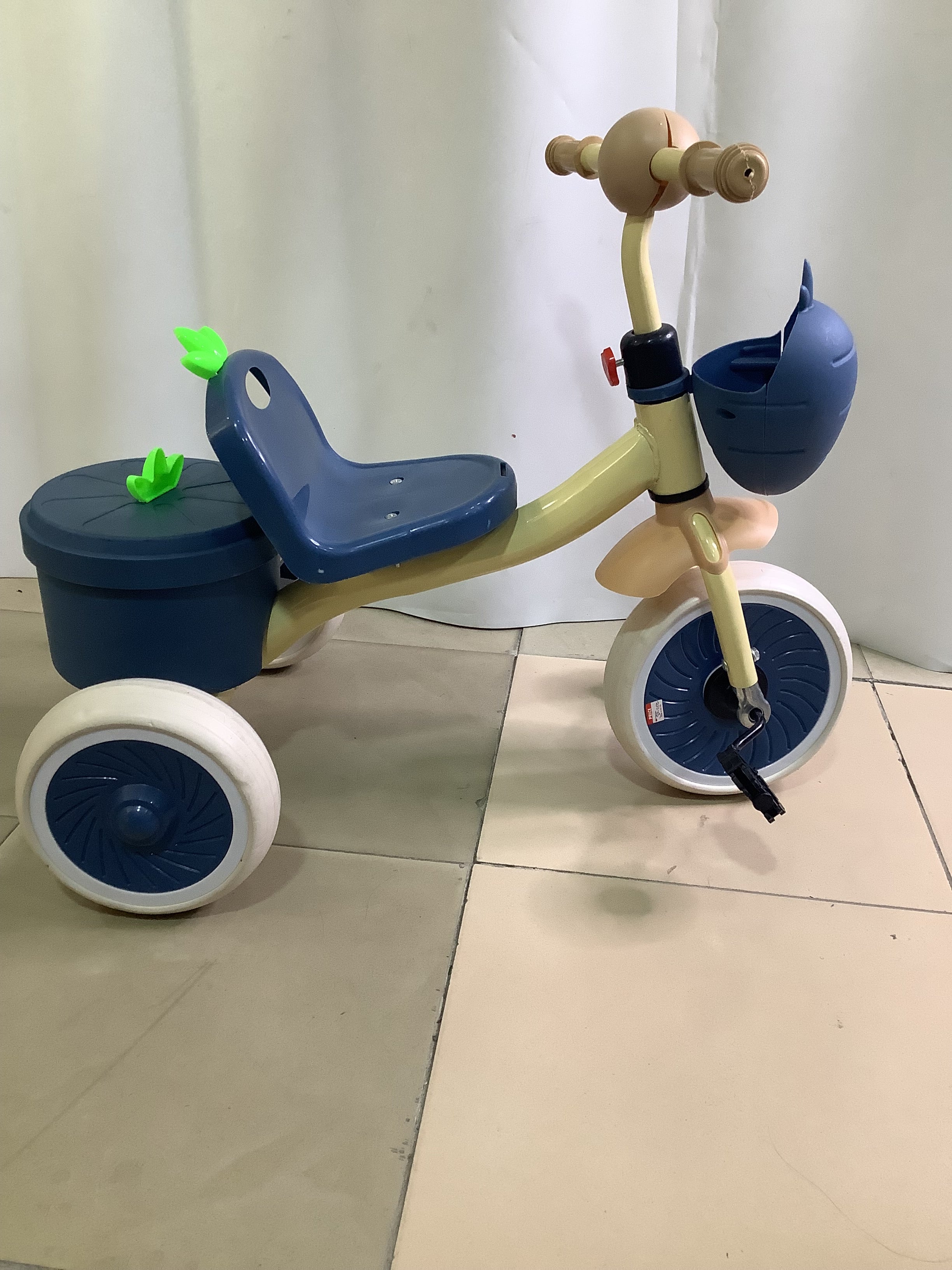 Children Colourful Tricycles (Happy Baby)