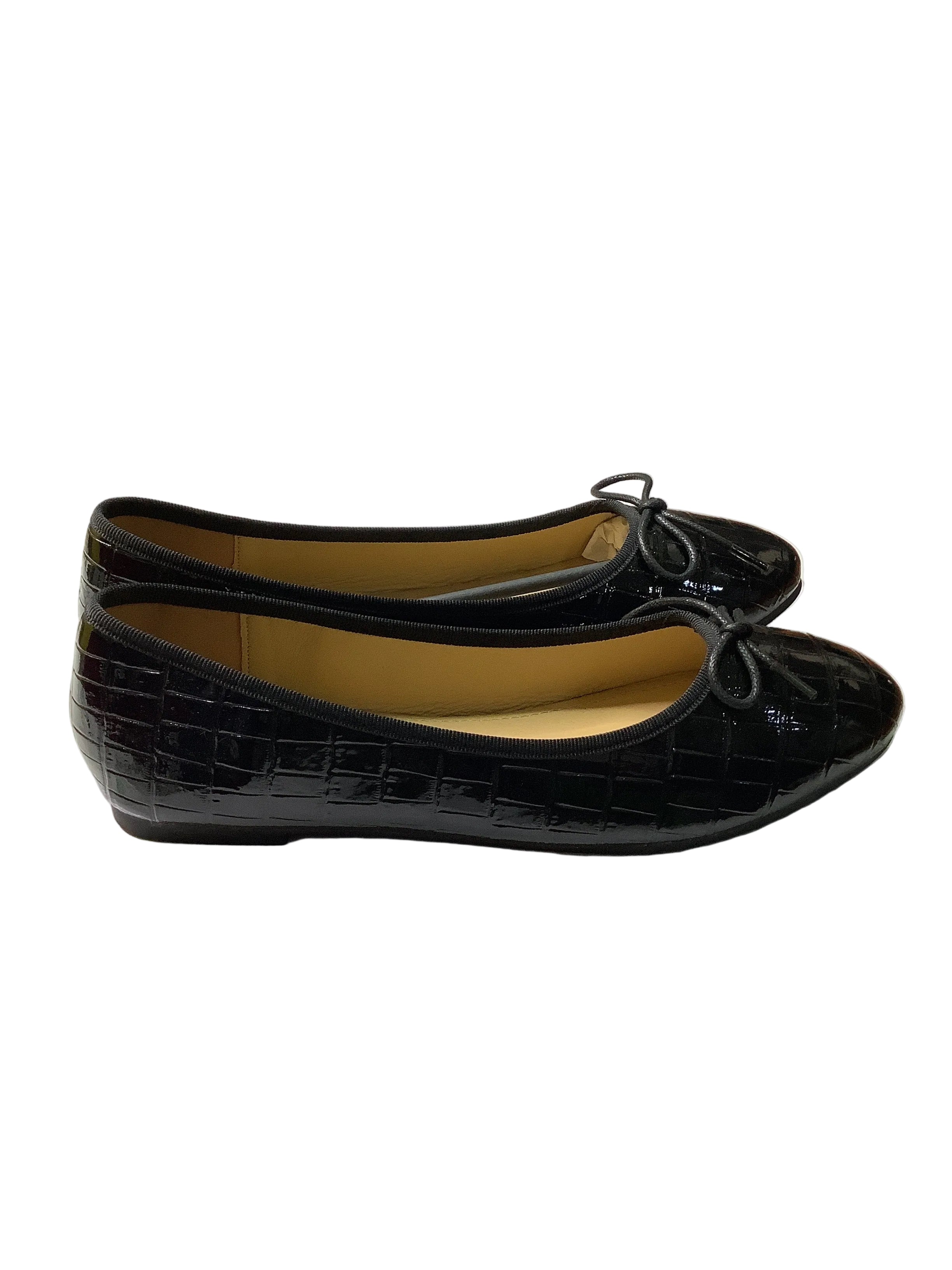 Black Flat Cover Shoe.