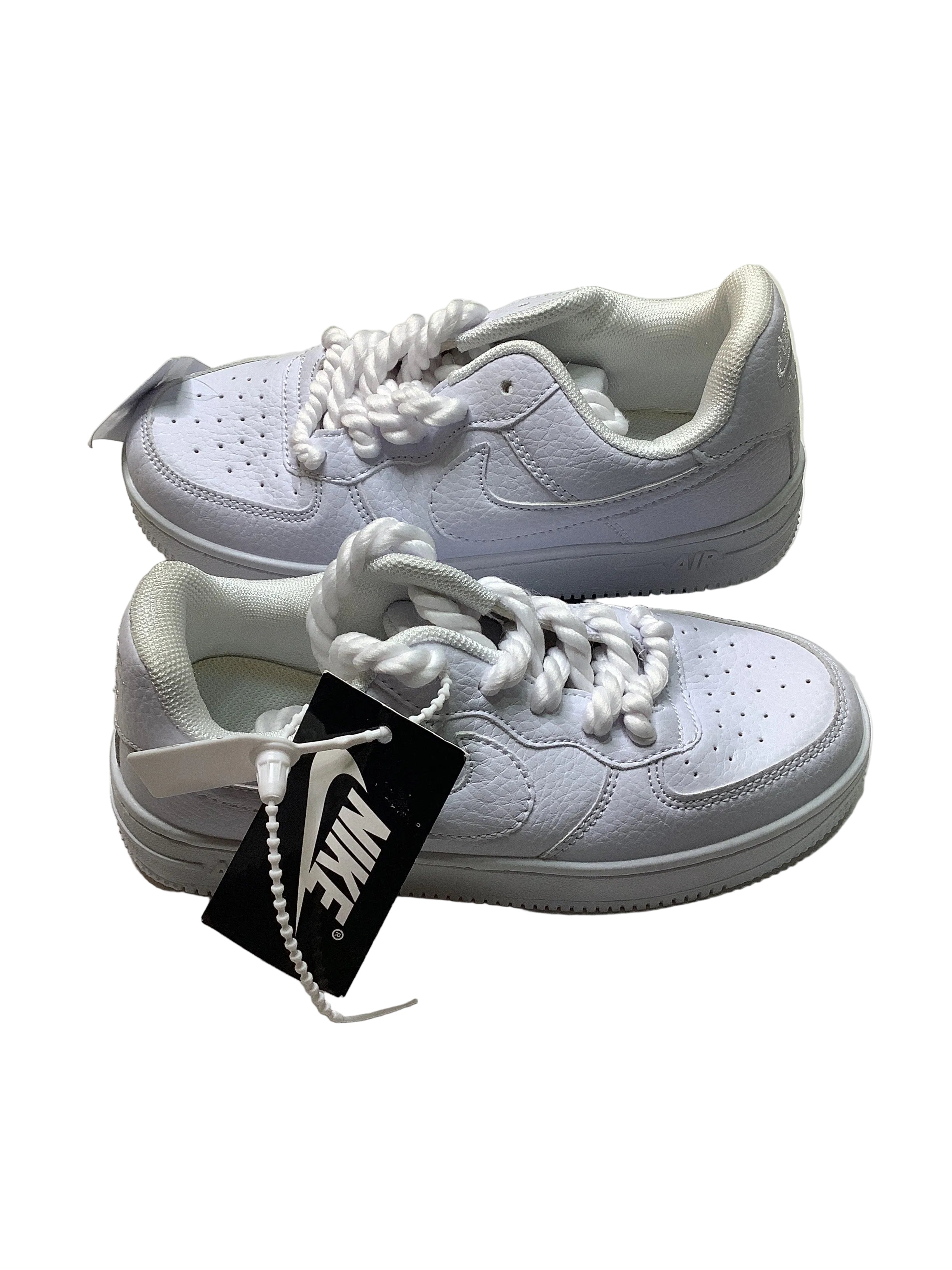NIKE WHITE CANVAS