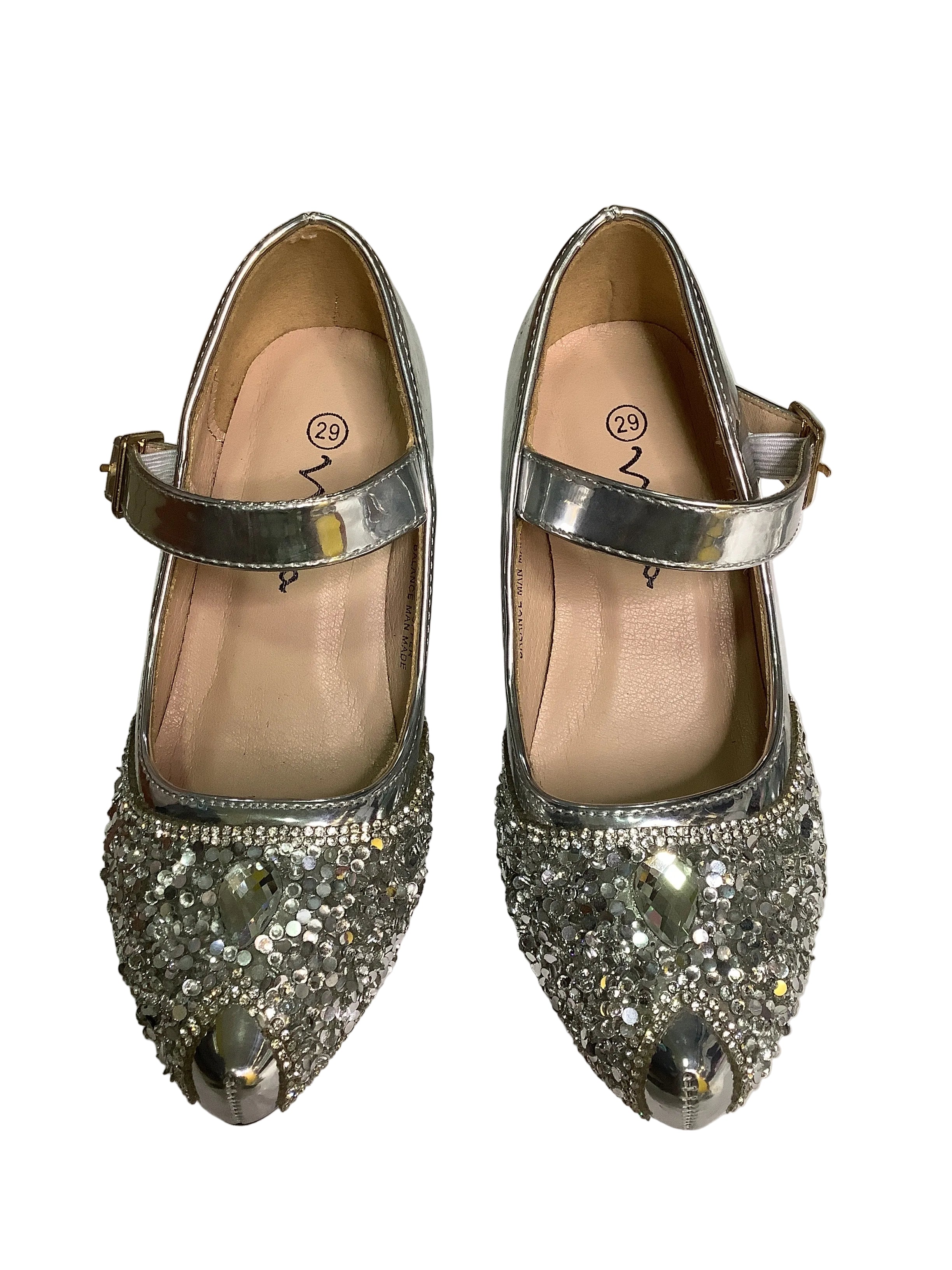 Nina Girl's Siver Cover Shoe.
