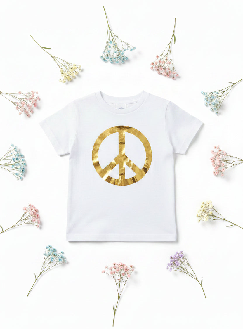 The Children's Place T-shirt.